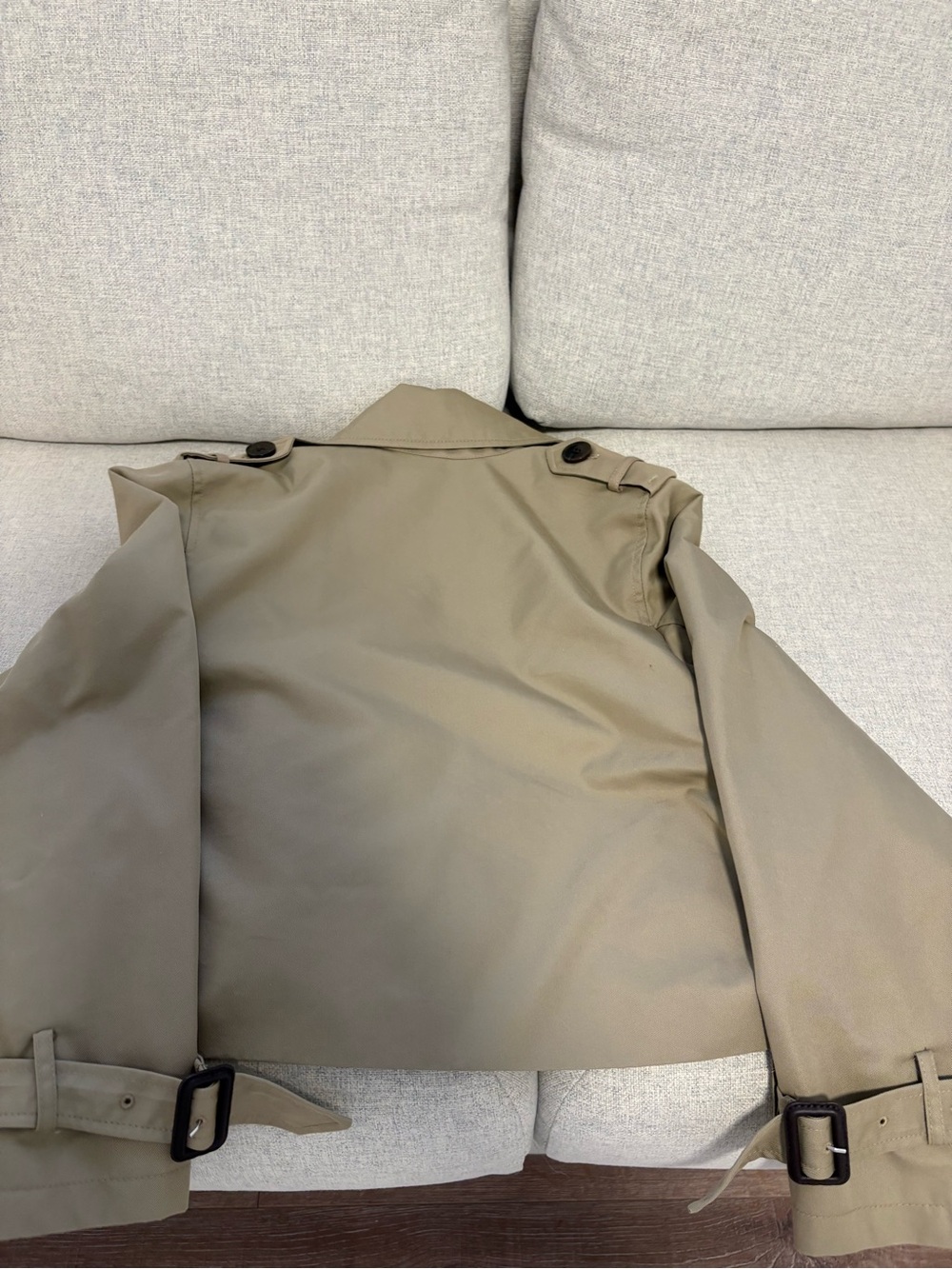 H&M Cropped Trench Coat - Tan- like NEW! - Picture 4 of 6
